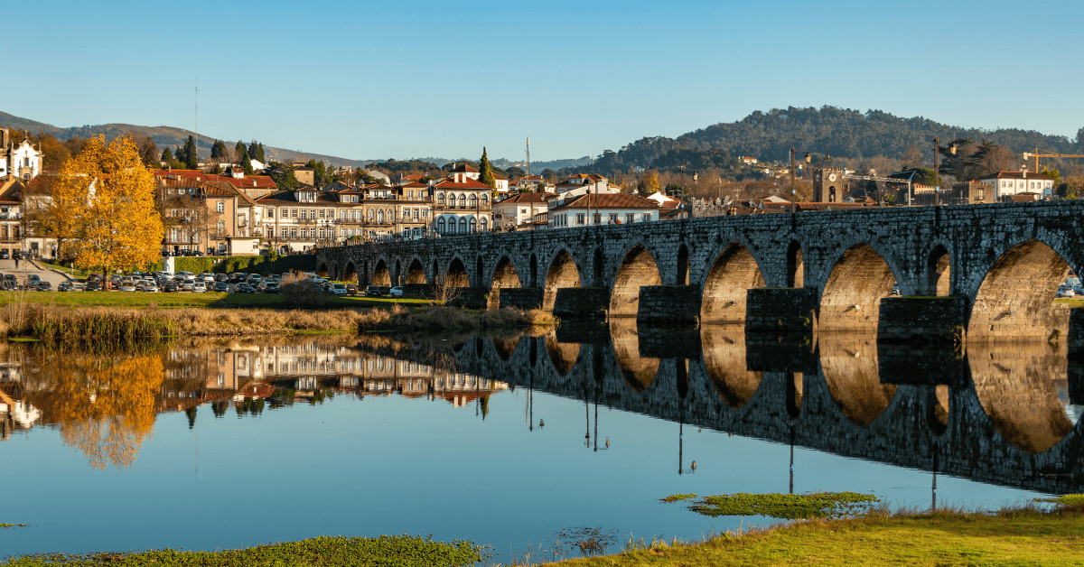 Ponte do Lima, na Rota dos Vinhos Verdes.