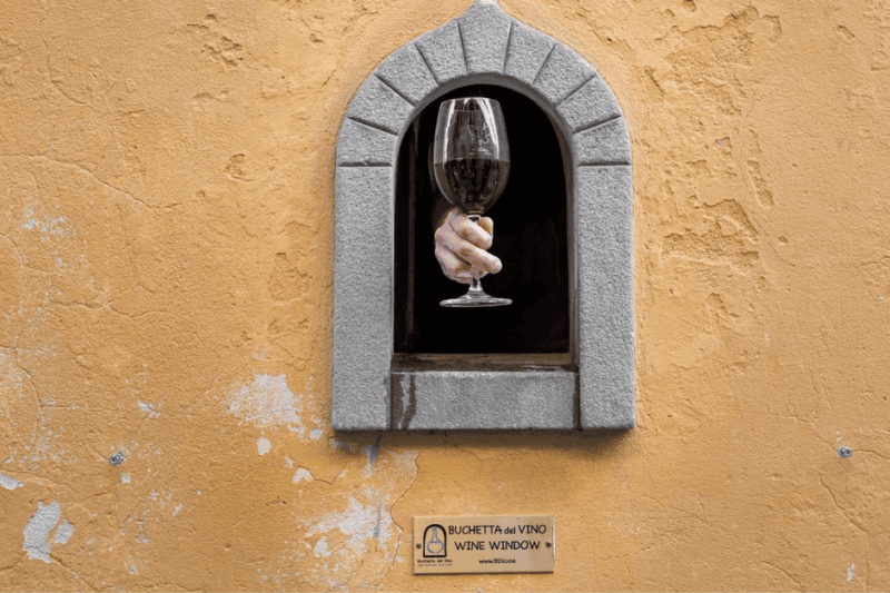 Em Florença, os vinhos fazem parte das obras de arte