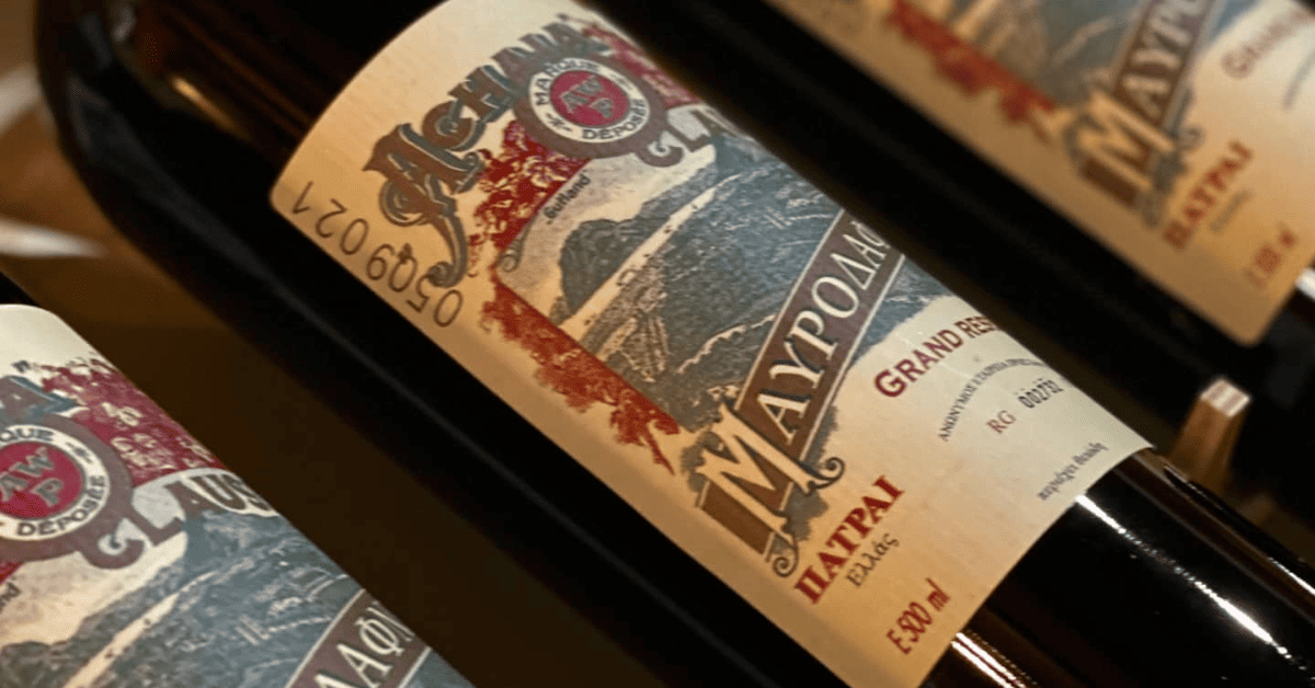 Garrafa do vinho Mavrodaphne.